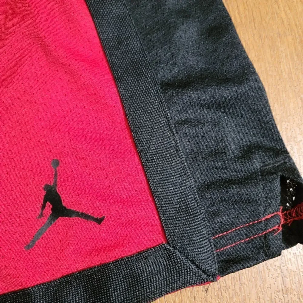Air Jordan 1 2 3 4 5 11 12 13 Bred Chicago Bulls Basketball Shorts Dri-Fit Small